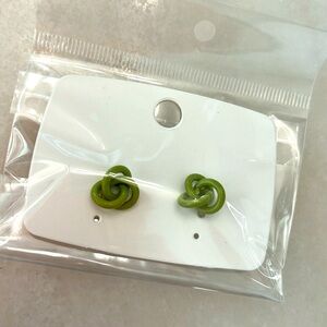 Post silver Needle fashion earrings